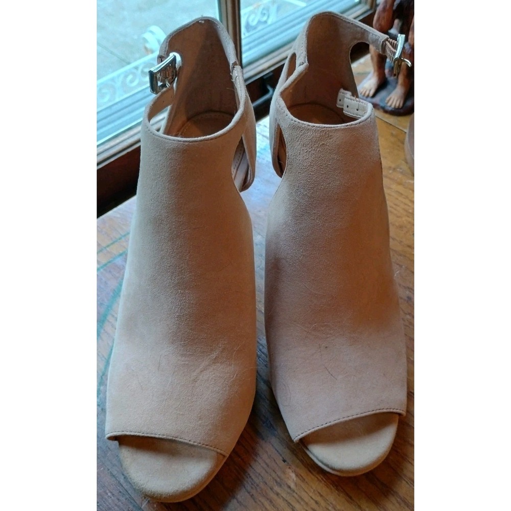 Antonio Melani Women's Sandal Size‎ 7M Tan Stiletto Heels Open Toe Buckle NWOT